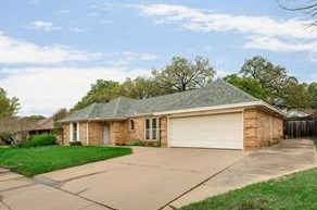 3117 Teakwood Dr, Bedford, TX 76021