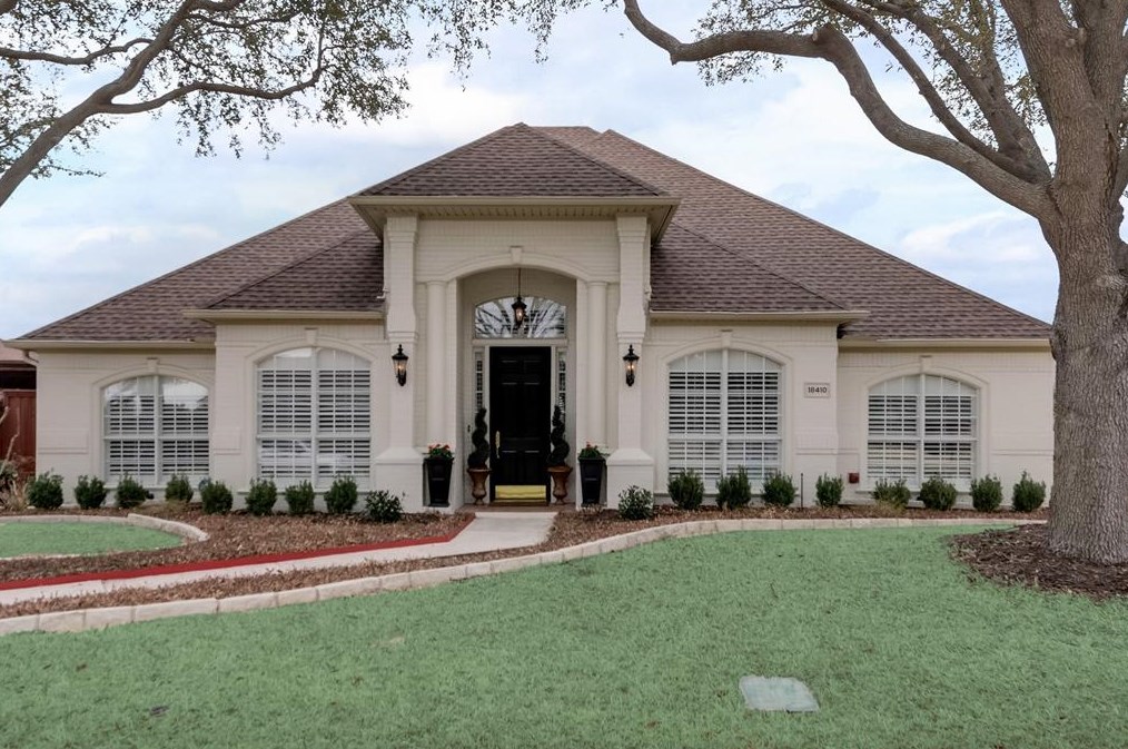 18410 Summerfield Dr, Dallas, TX 75287-4810