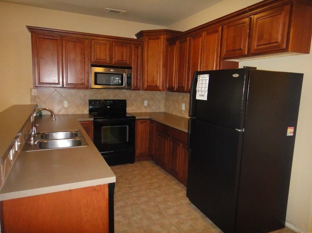 154 Castleridge Dr # A, Oak Point, TX