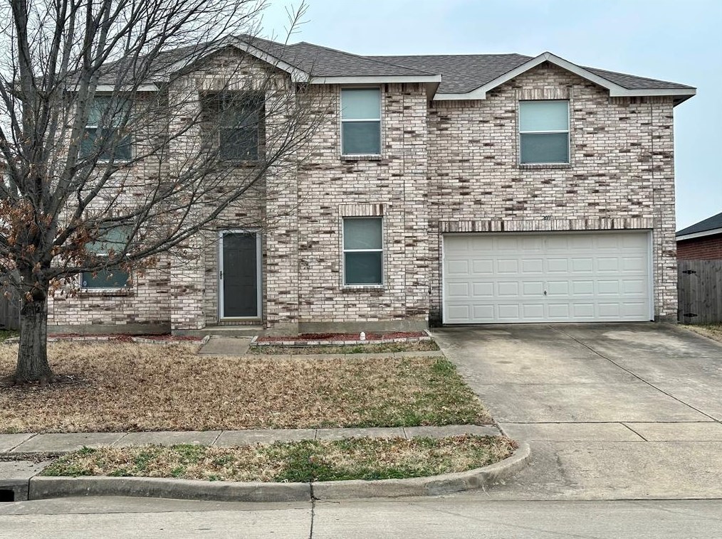 2011 Cap Rock Ln, Grand Prairie, TX 75052