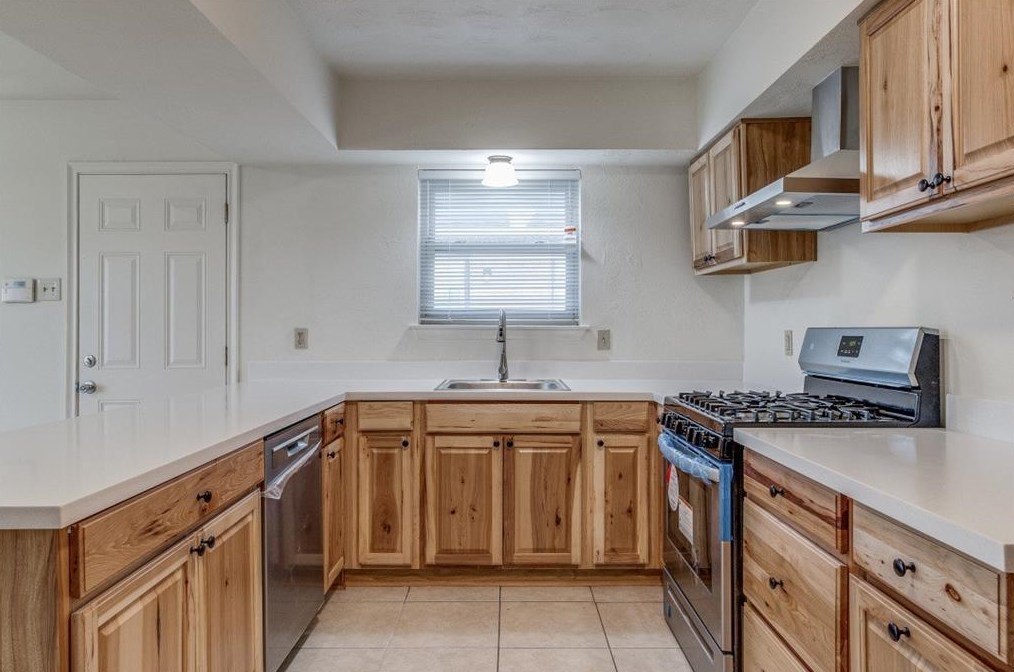11139 Wyatt St, Dallas, TX 75218