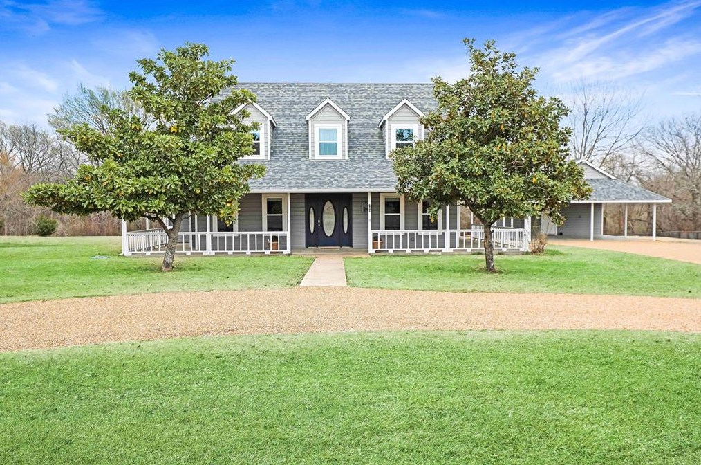 720 Bear Rd, Van Alstyne, TX 75495