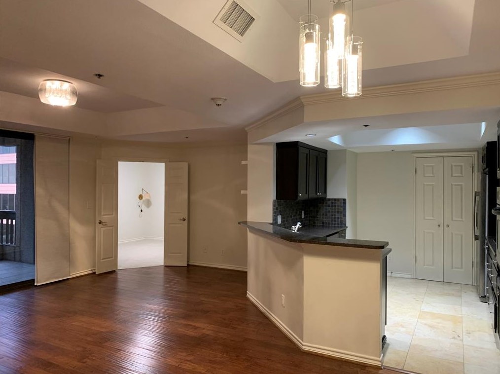 5909 Luther Ln #1100, Dallas, TX 75225