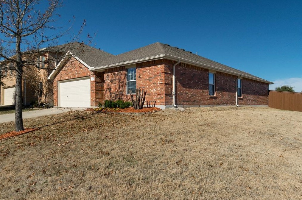 1473 Waterford Dr, Oak Point, TX 75068