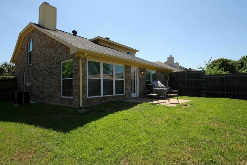 3801 Beaumont Ln, Plano, TX 75023