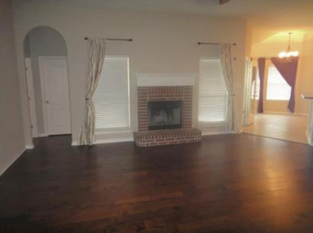 333 Rock Meadow Dr, Crowley, TX 76036