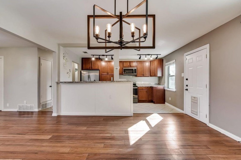 113 Island Dr, Richardson, TX 75081