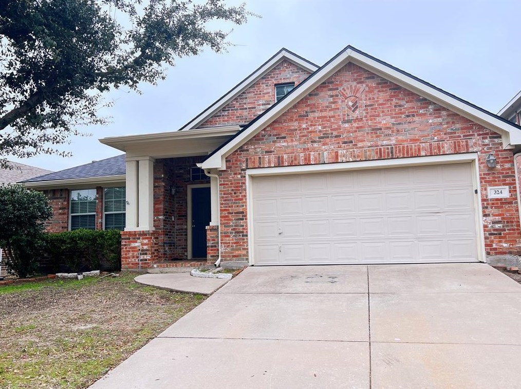 324 Highland Creek Dr, St Paul, TX 75098