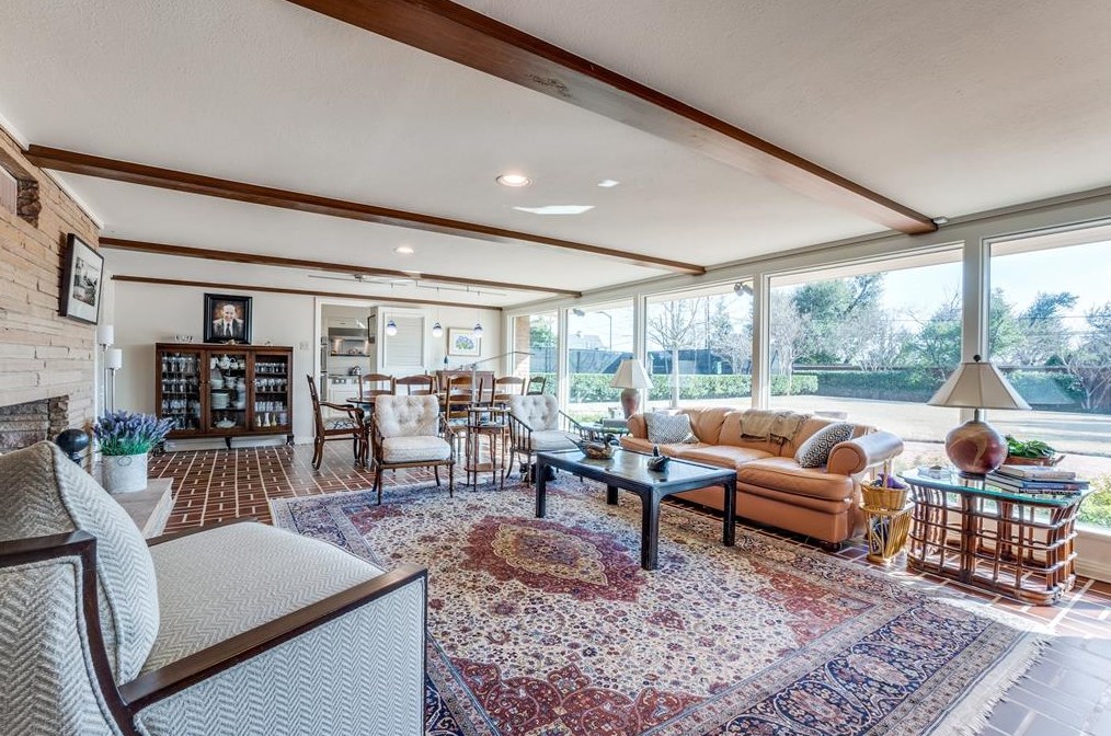 5414 Ursula Ln, Dallas TX 75229-6419 exterior