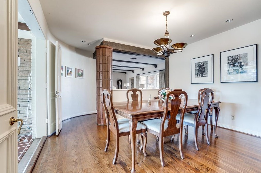 5414 Ursula Ln, Dallas TX 75229-6419 exterior