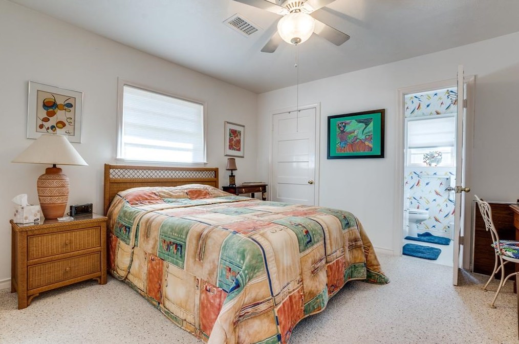 5414 Ursula Ln, Dallas TX 75229-6419 exterior