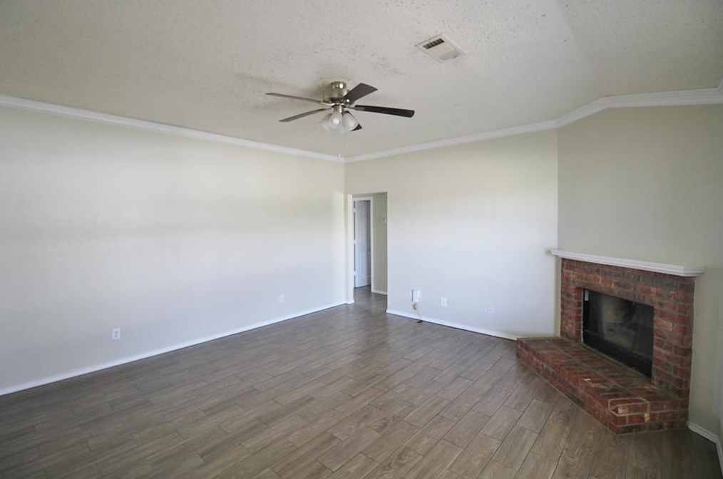 7336 Amber Dr, Dallas, TX 75241