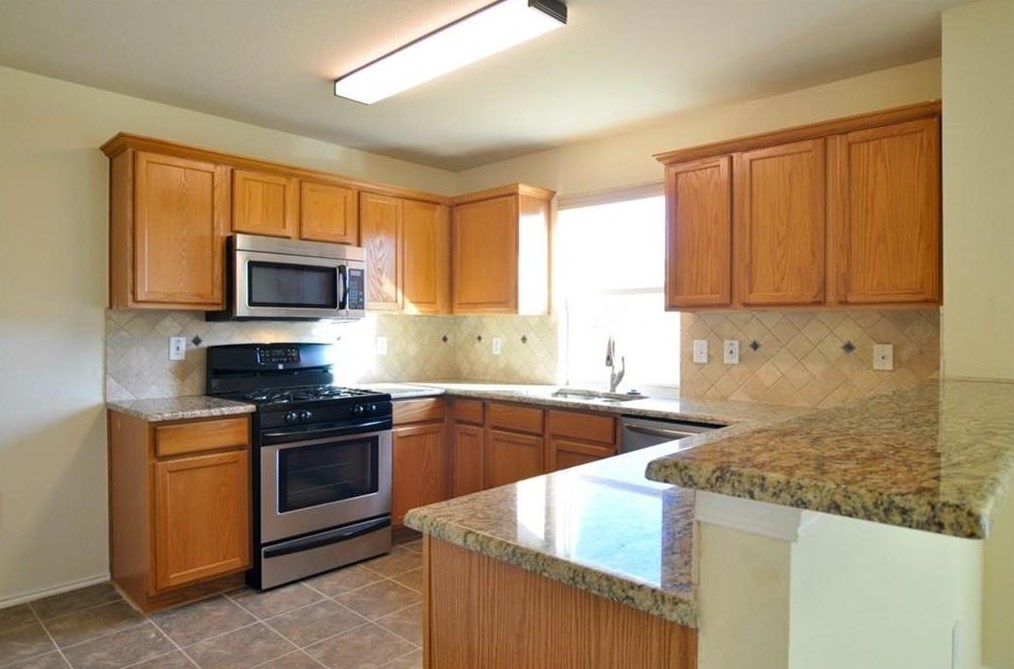 704 Richmond Dr, McKinney, TX 75071