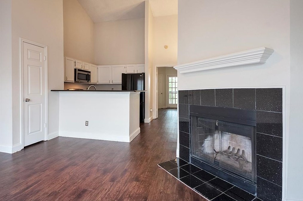 4800 W Lovers Ln #222, Dallas, TX 75209