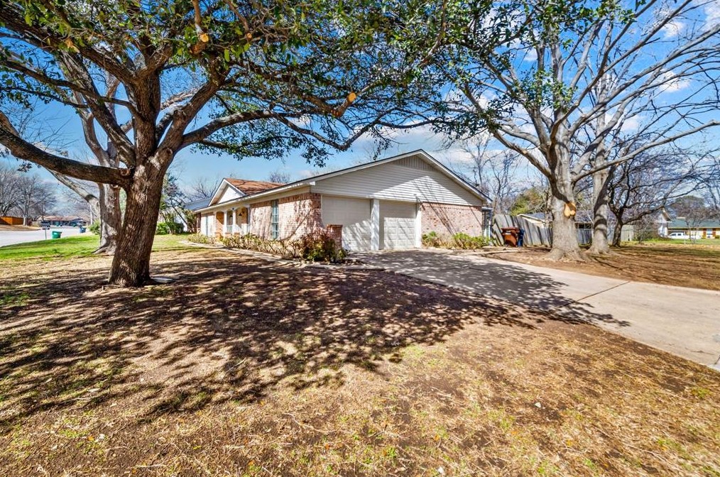 1400 Belhaven St, Denton, TX 76201