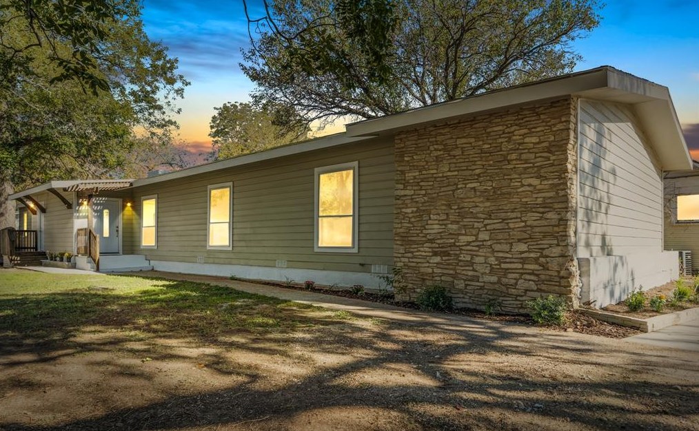 203 Country Club Rd, Vaughan, TX 76645
