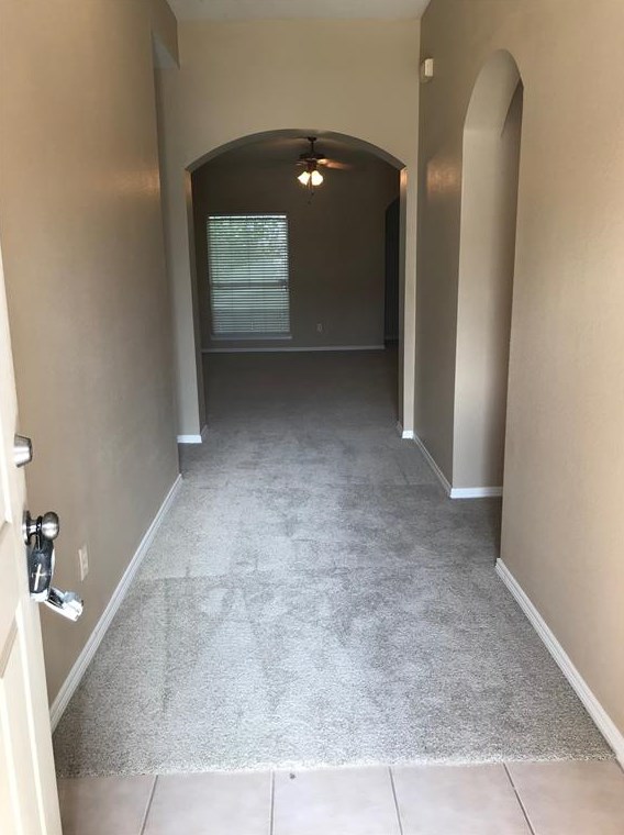 109 Richard Ln, Oak Leaf, TX 75154