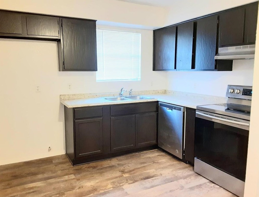 804 Summercrest Blvd #a, Burleson, TX 76028