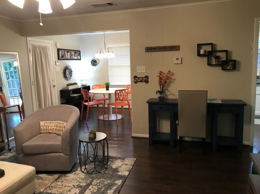 404 Kaye St, Coppell TX  75019-3910 exterior