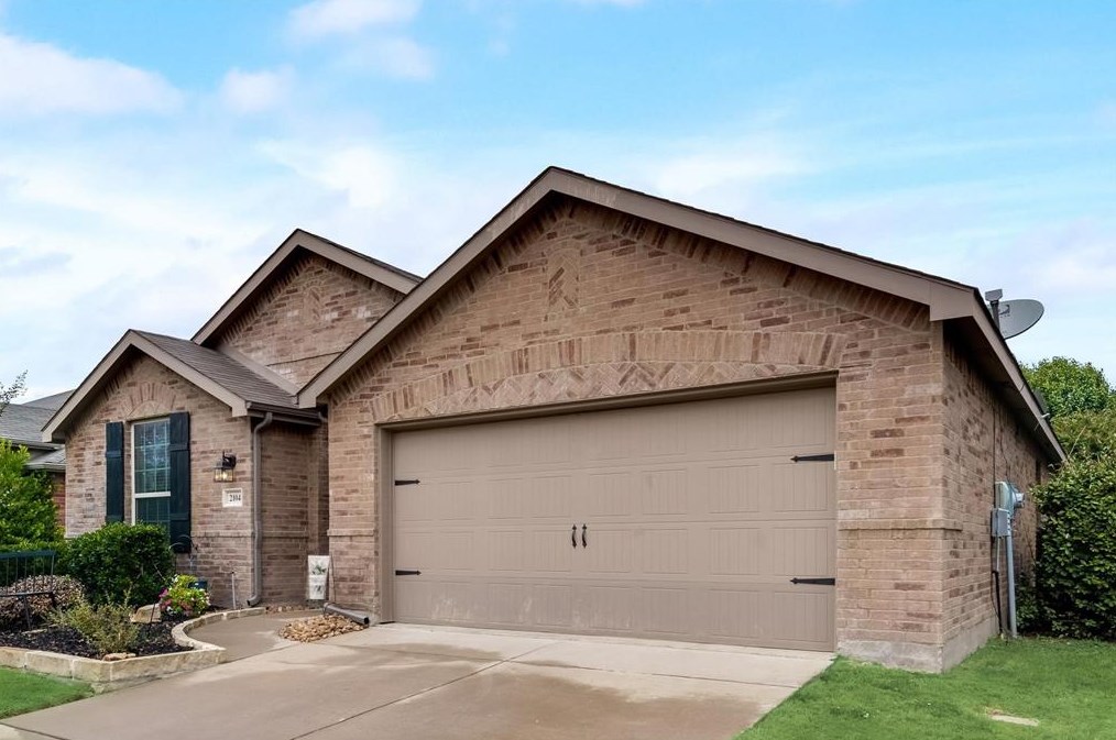 2104 Red River Rd, Forney TX  75126-5151 exterior