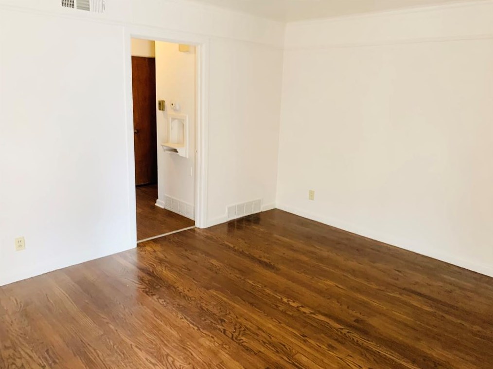 10568 Ferguson Rd, Dallas, TX 75228