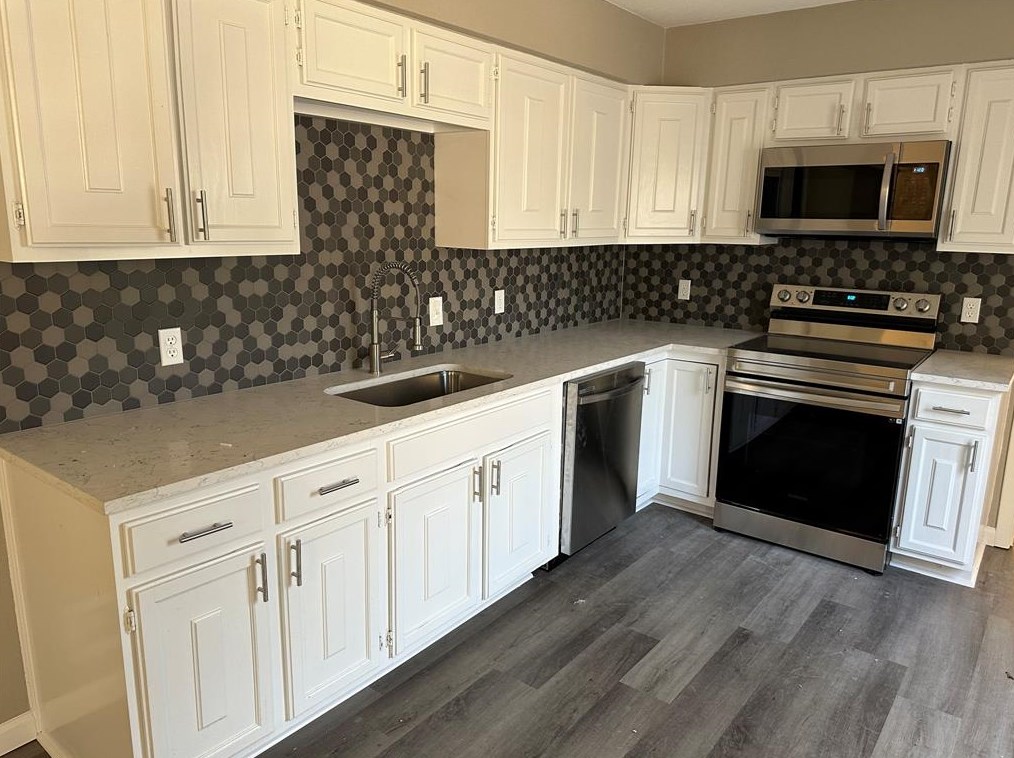 2922 Field St, Fort Worth, TX 76117