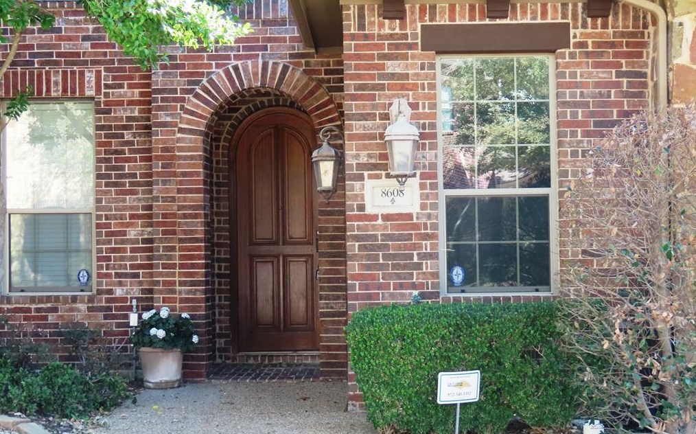8608 Augustine Rd, Irving, TX 75063