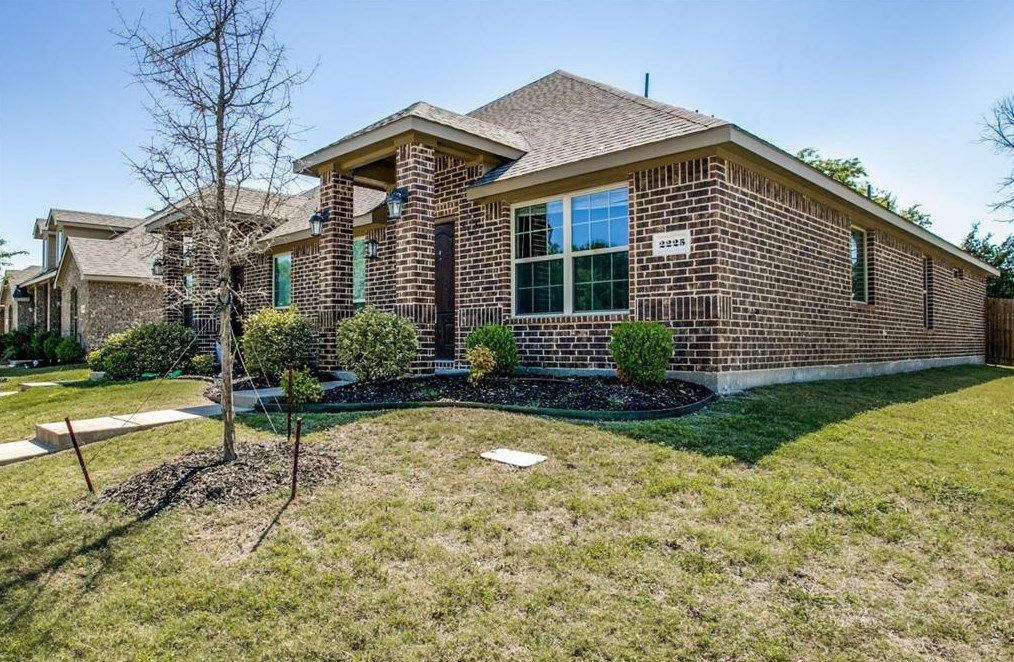 2225 Colby Ln, St Paul, TX 75098