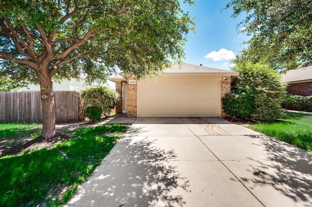 11520 Petunia Dr, Keller, TX 76244