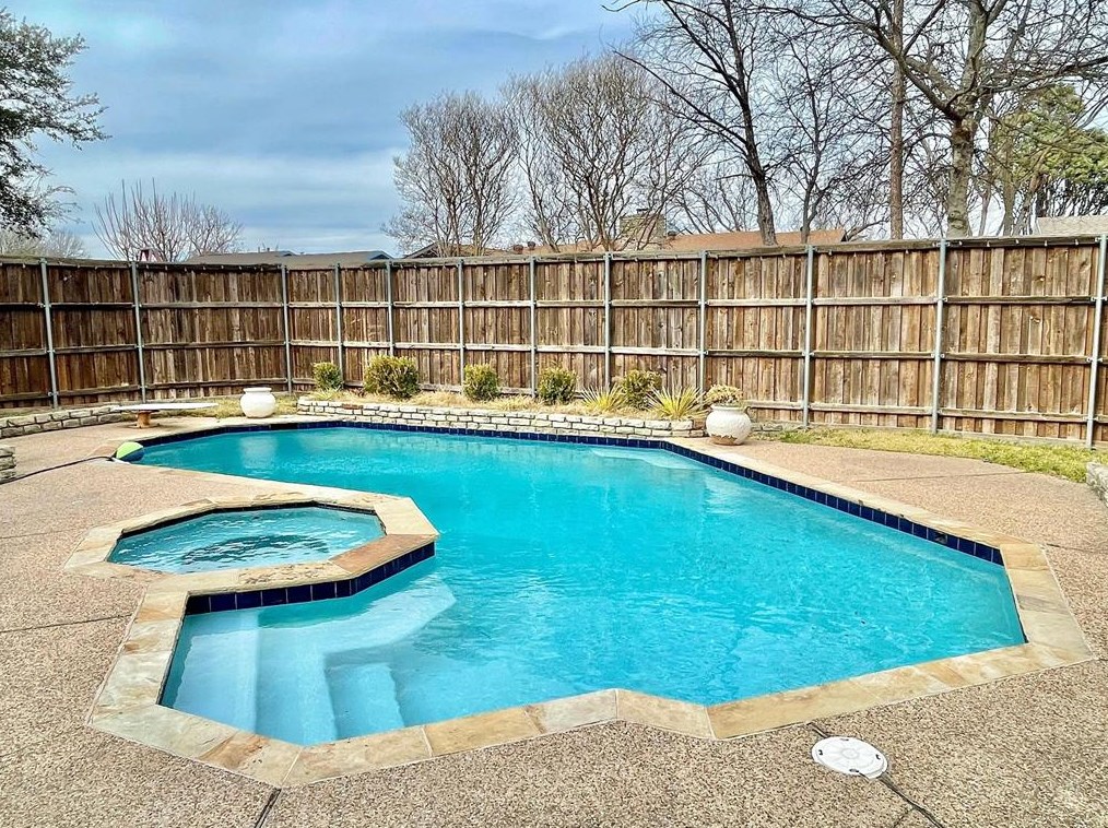 1305 W Spring Creek Pkwy, Plano, TX 75023