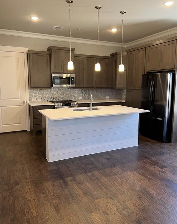 200 Morningside Dr, Roanoke, TX 76262
