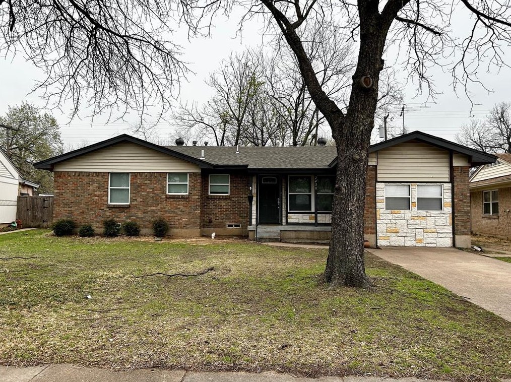 2430 W 11th St, Irving, TX 75060