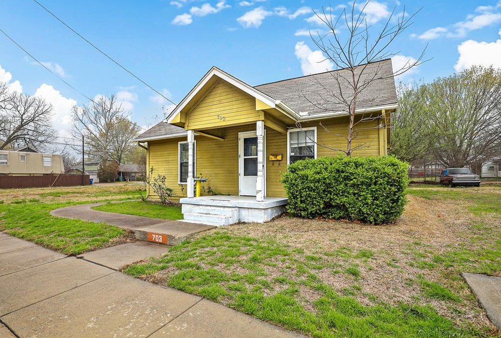 703 West St, McKinney, TX 75069