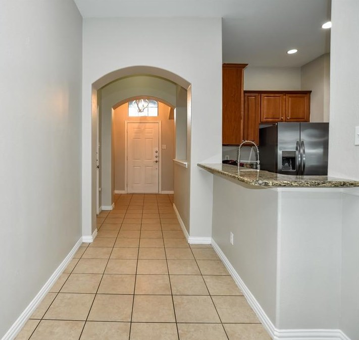 205 Wooded Creek Ave, St Paul, TX 75098