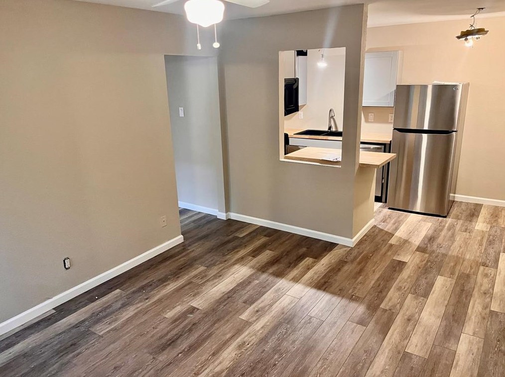 2206 W Hickory St #9, Denton, TX 76201