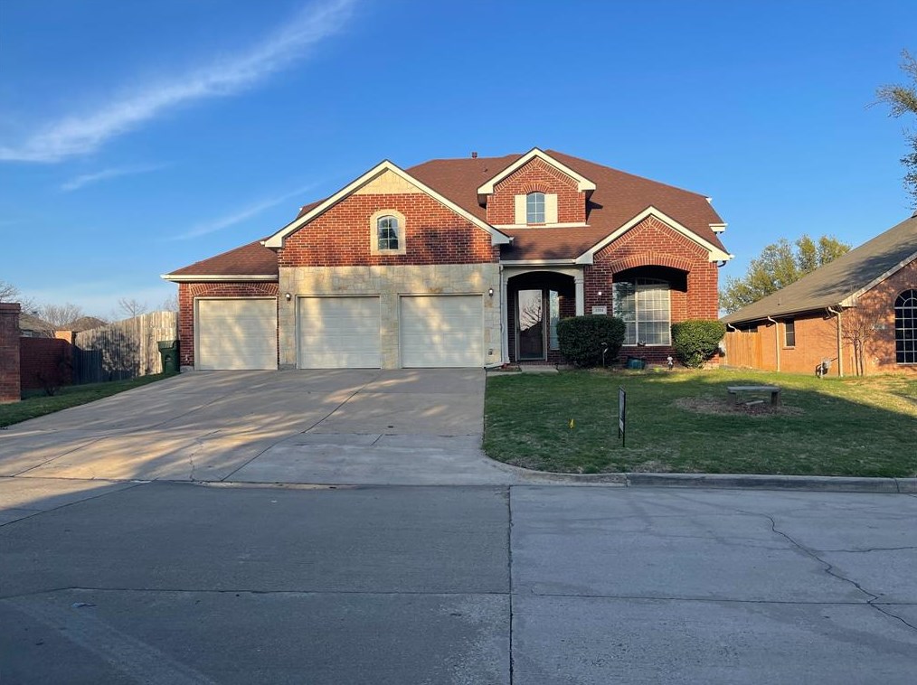 2304 Hillary Trl, Midlothian, TX 76063