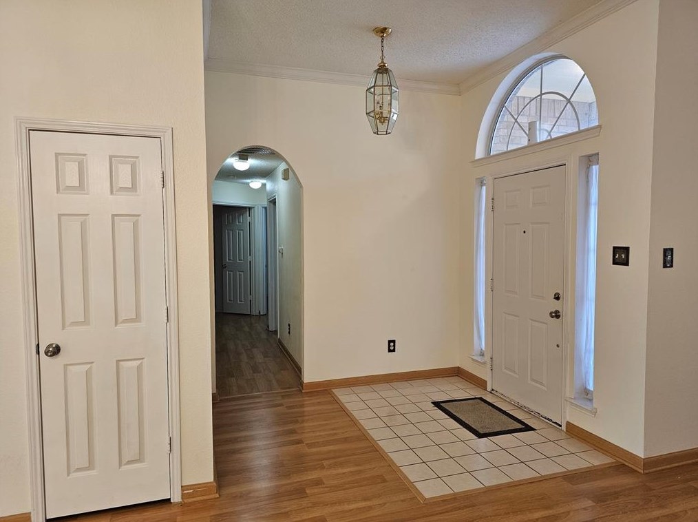7783 Park Run Rd, Fort Worth, TX 76137