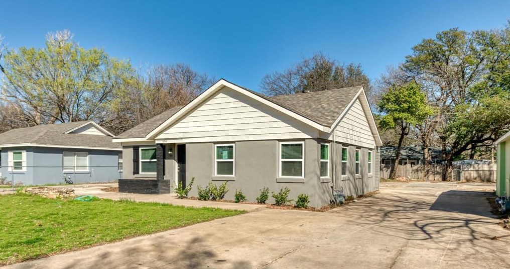 636 Schieme St, Fort Worth, TX 76114