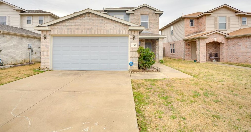 1705 Willow Way, Bedford, TX 76022