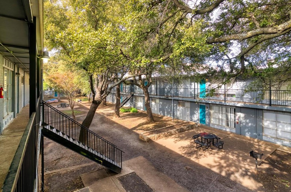 6020 Malvey Ave #9, Fort Worth, TX 76116