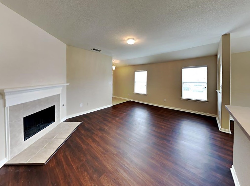5308 Alpine Meadows Dr, Mckinney TX  75071-6261 exterior