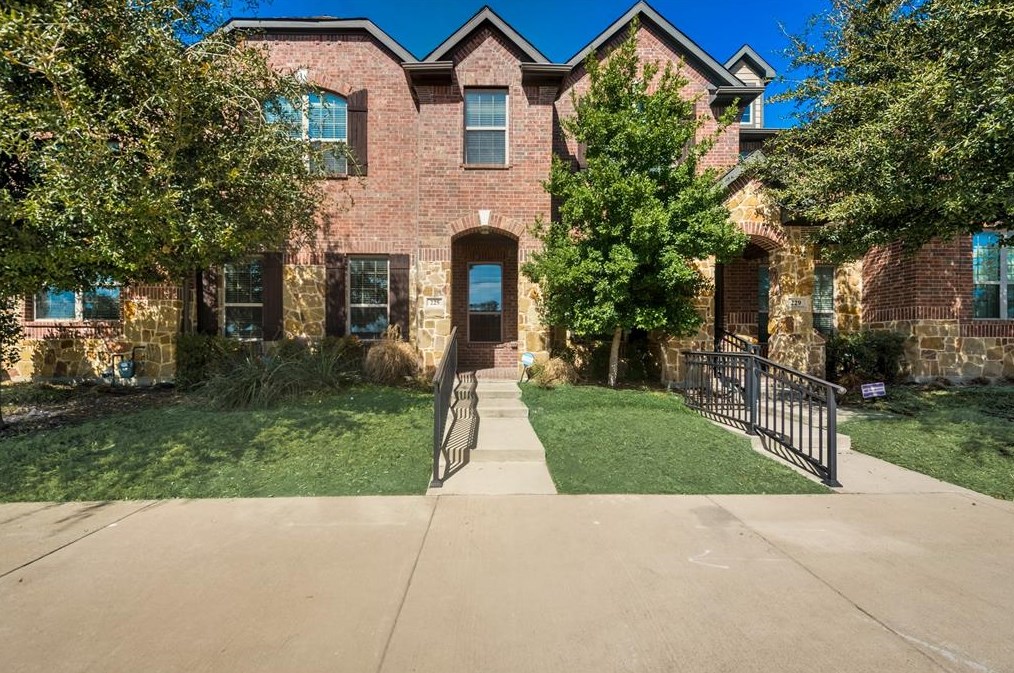 225 E Spring Valley Rd, Richardson, TX 75081
