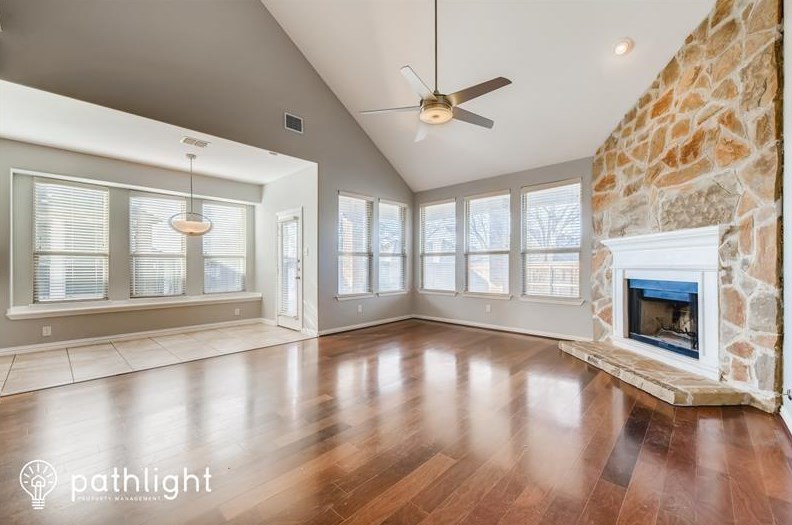 1025 Lake Hollow Dr, Oak Point, TX 75068