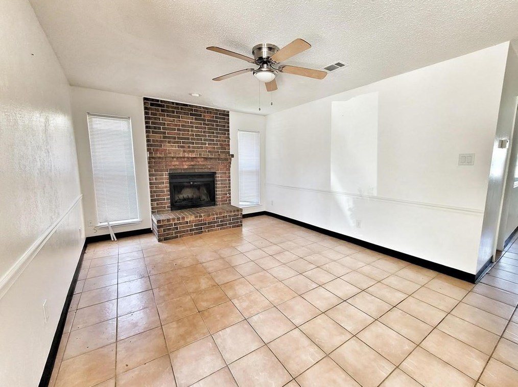 4011 William St, Garland, TX 75048