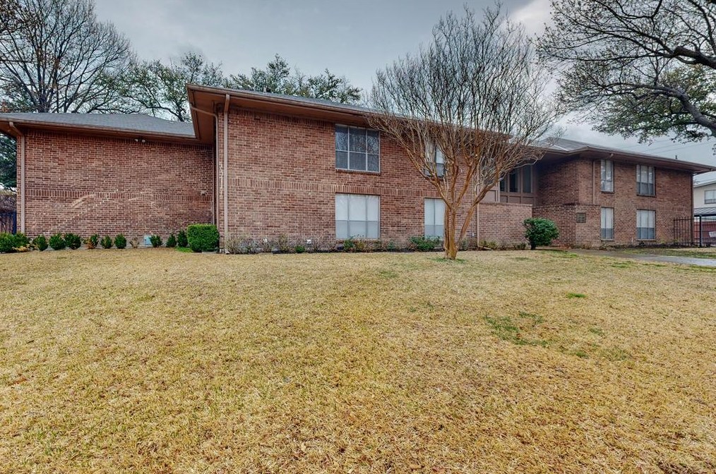 10526 Stone Canyon Rd, Dallas, TX 75230-4401
