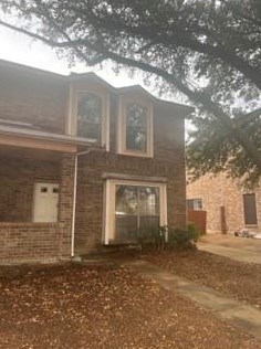 608 Essex Pl, Euless, TX 76039