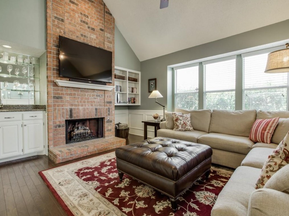 4033 Seabury Dr, Dallas, TX 75287