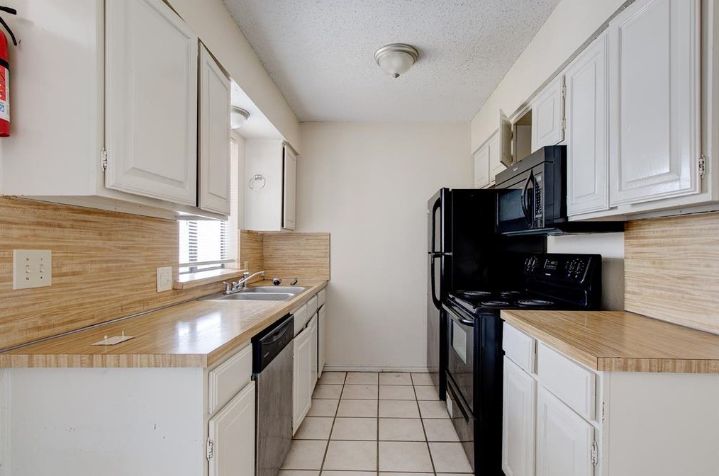 207 Trinity St, Forney TX  75126-8564 exterior