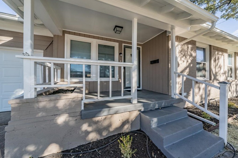 2657 San Marcus Ave, Dallas TX  75228-3151 exterior