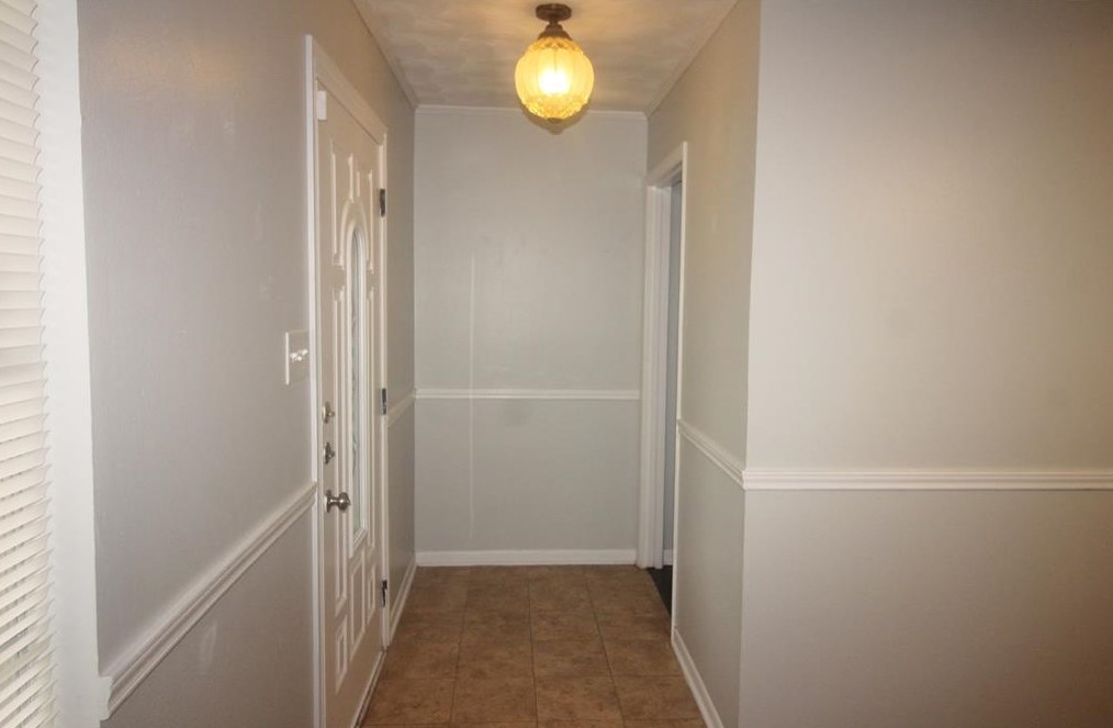 802 Sequoia Dr, Lancaster, TX 75146